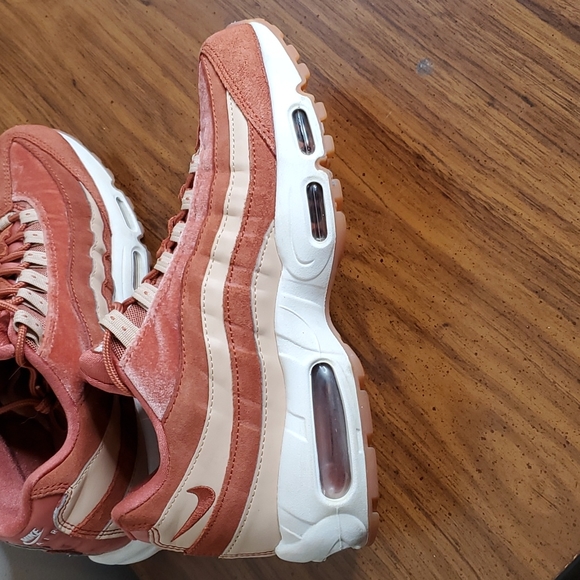 Nike Air Max 95 Dusty Peach Women's Size 9 - Picture 5 of 14